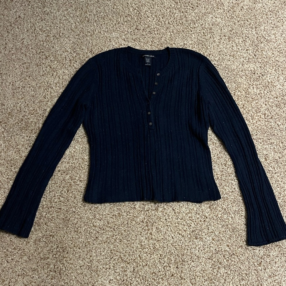 Half Button Down Abercrombie And Fitch Sweater - image 3
